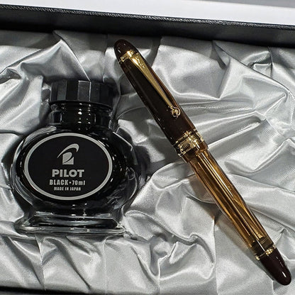 PILOT - CUSTOM 823 - Gift Set - Fountain Pen + Ink - Amber - Medium