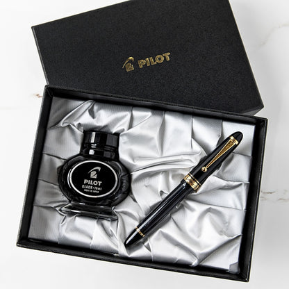 PILOT - CUSTOM 823 - Gift Set - Fountain Pen + Ink - Black - Fine