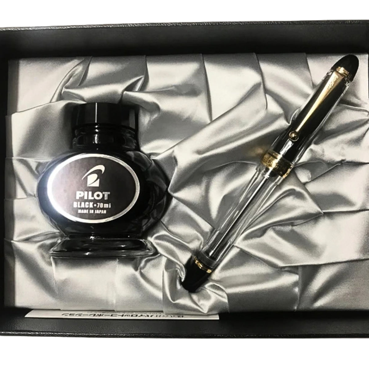 PILOT - CUSTOM 823 - Gift Set - Fountain Pen + Ink - Clear - Medium